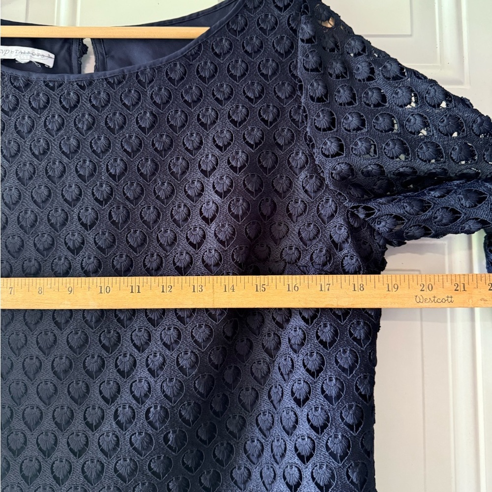 🔥3/$18 rsvp by Talbots Navy Blue Eyelet Lace Blouse - Picture 6 of 8